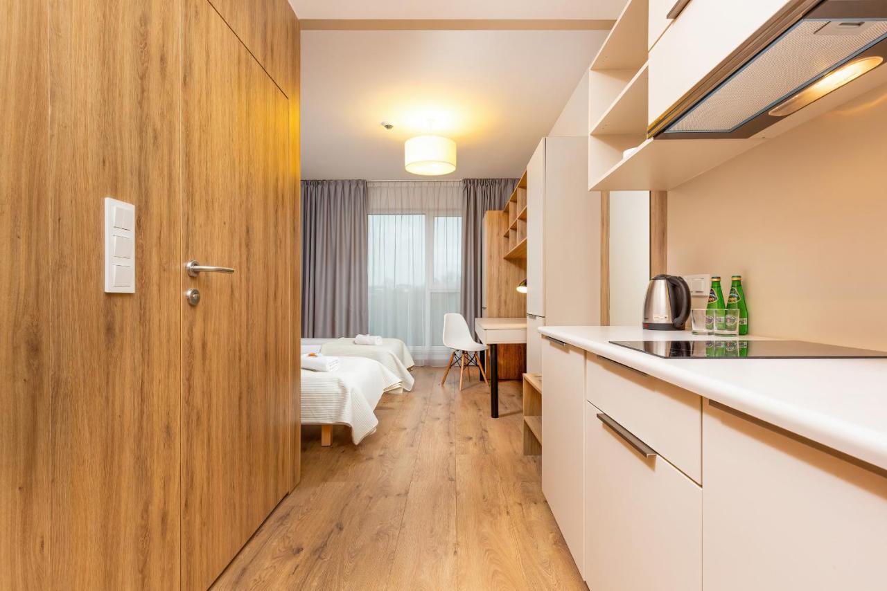 Wolska Residence Apartments With Parking By Noclegi Renters Warsaw Ngoại thất bức ảnh